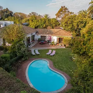 Guest house Hillingdale On Alexandra