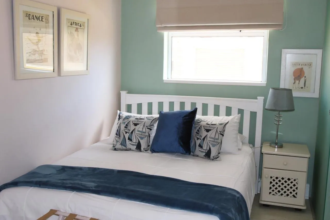 Dolphin Inn Guesthouse Cape Town