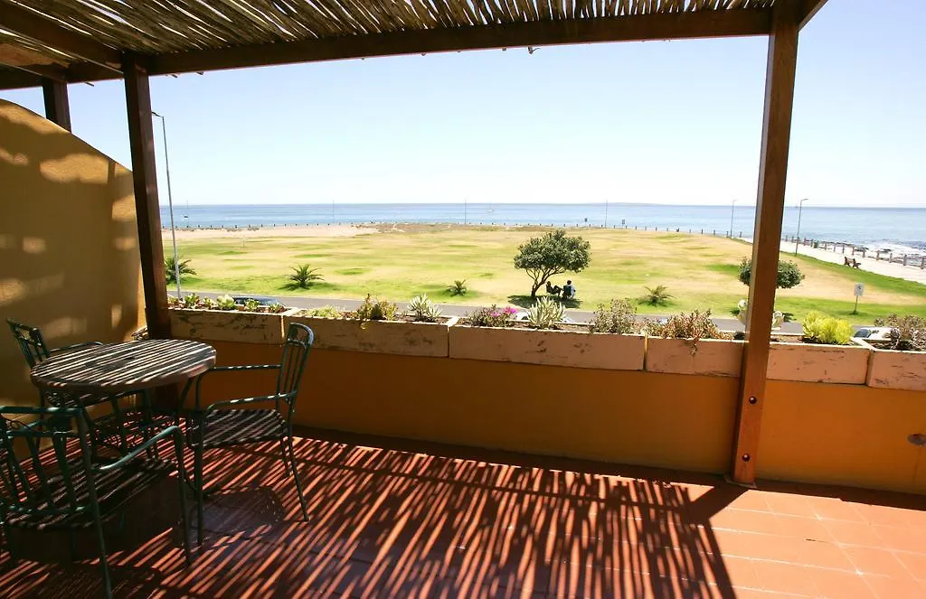 Bed & Breakfast Dolphin Inn Guesthouse Cape Town