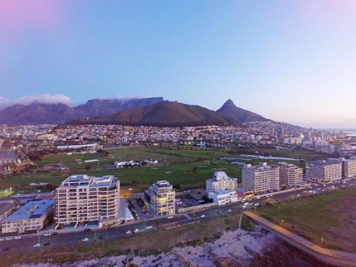 Dolphin Inn Guesthouse Cape Town Bed & Breakfast
