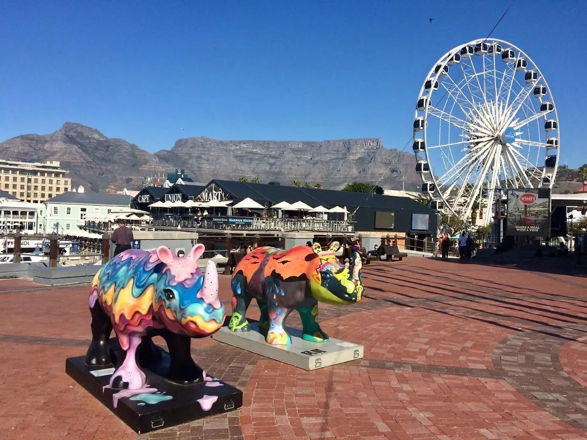 Bed & Breakfast Dolphin Inn Guesthouse Cape Town