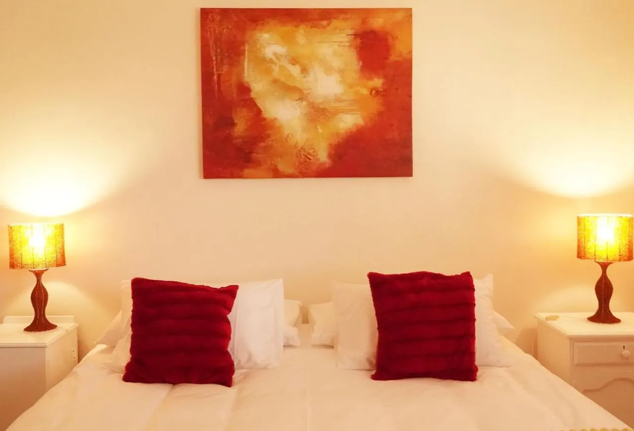 Bed & Breakfast Dolphin Inn Guesthouse Cape Town