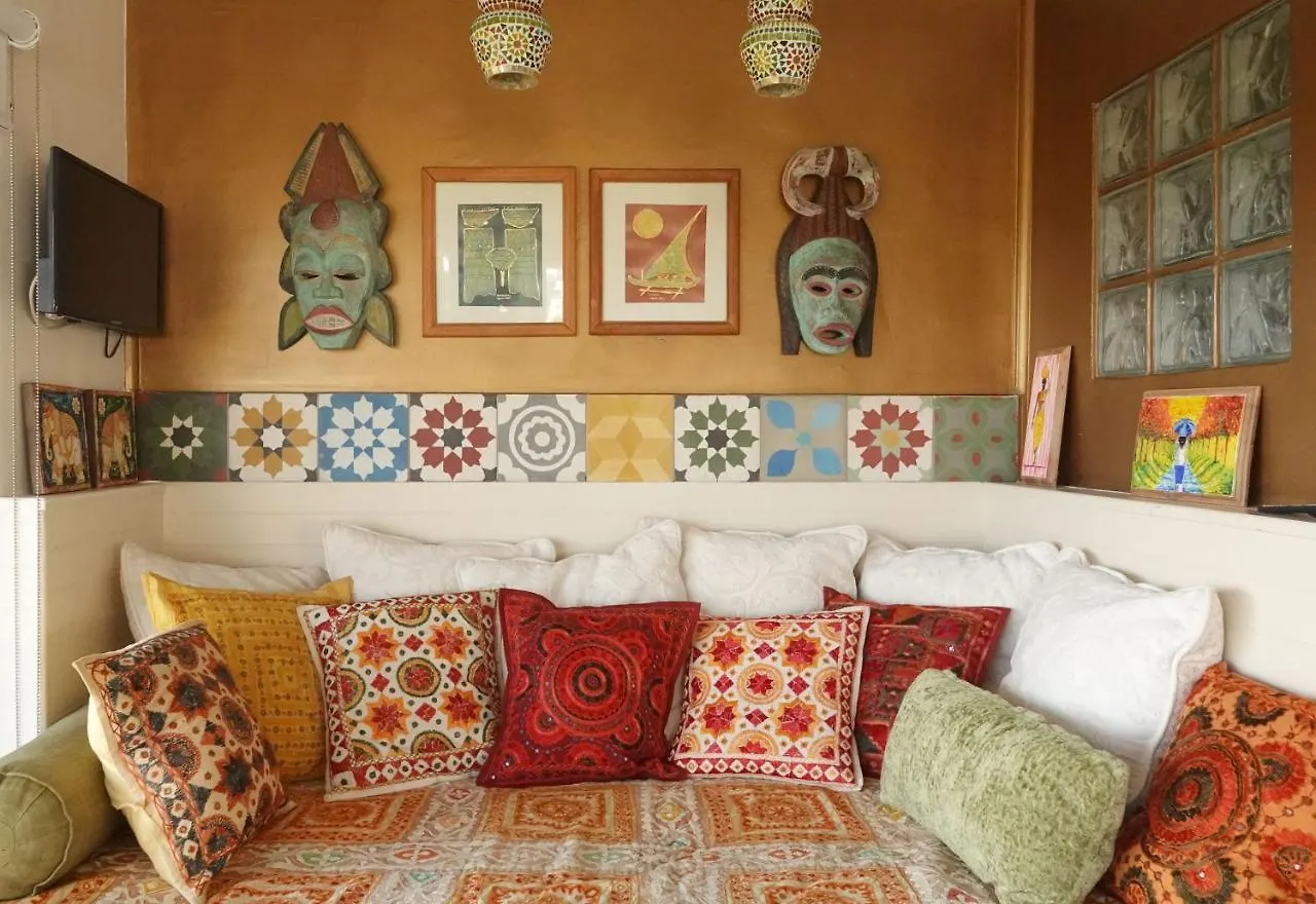 *** Bed & Breakfast Dolphin Inn Guesthouse Cape Town South Africa