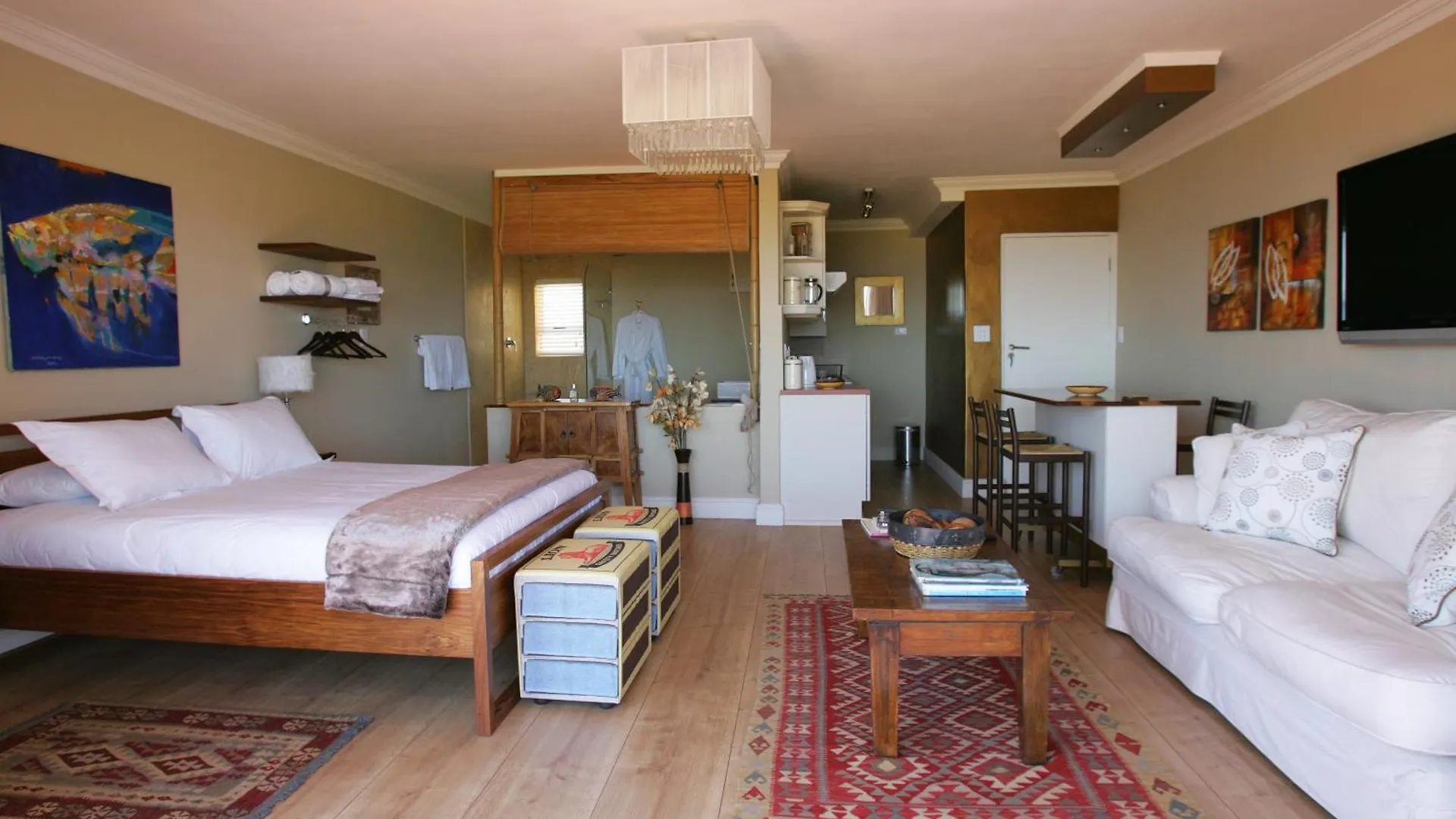 Dolphin Inn Guesthouse Cape Town